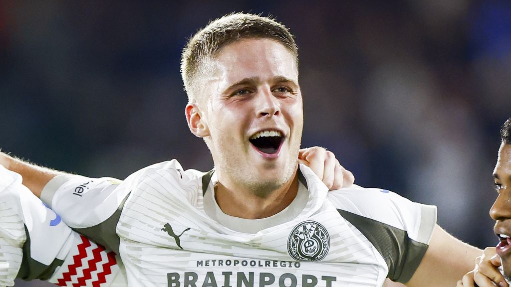 Veerman blijft bij PSV, geen transfer naar Turkije: 'Willen duidelijkheid scheppen'