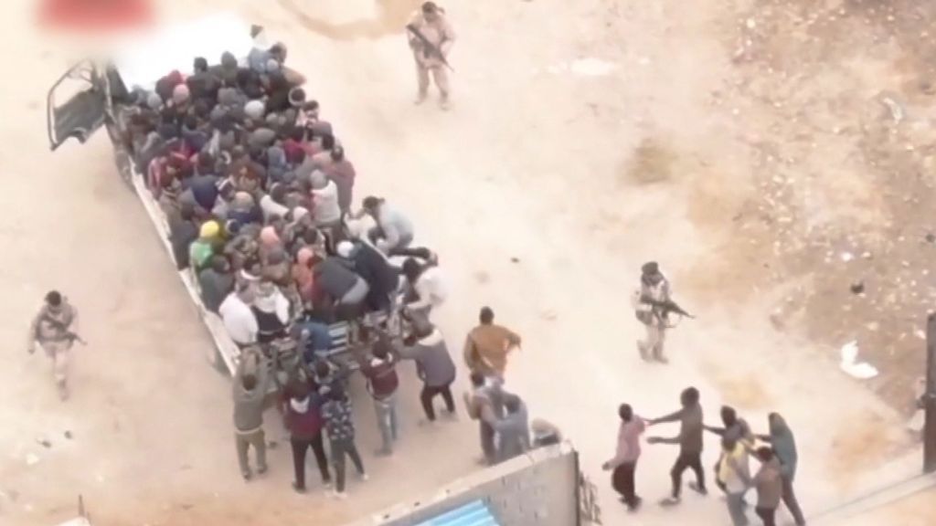 Beruchte Eritrese mensensmokkelaar uitgeleverd aan Nederland