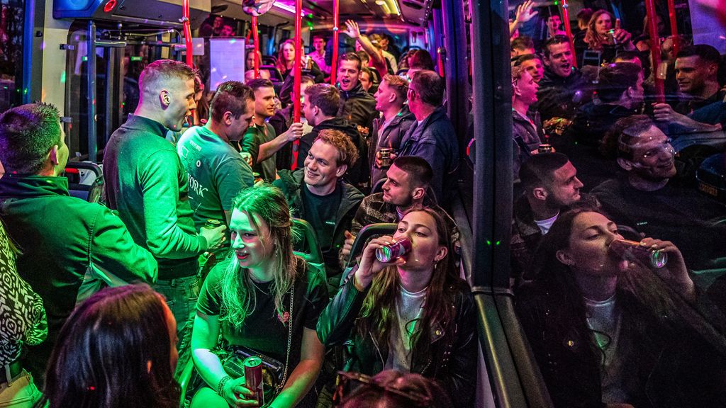inspectie waarschuwt voor onveilige partybussen