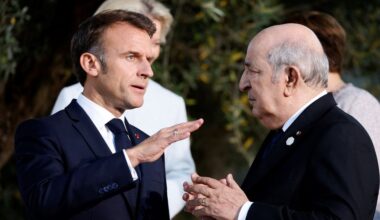 Parlement Algerije neemt wet aan die Franse kolonisatie misdaad noemt