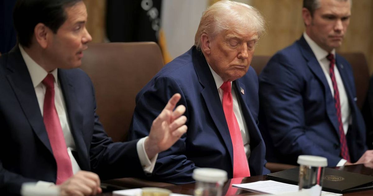 Welingelichte Kringen - Nieuws van overal: minder lezen, meer weten