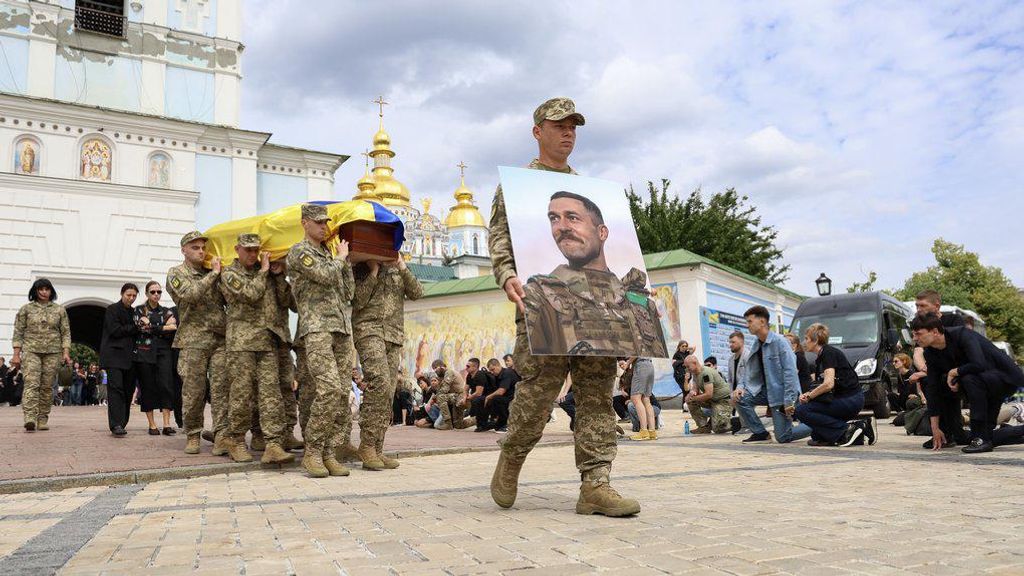 Theater in Kyiv biedt afleiding van oorlog, maar is zelf in rouw