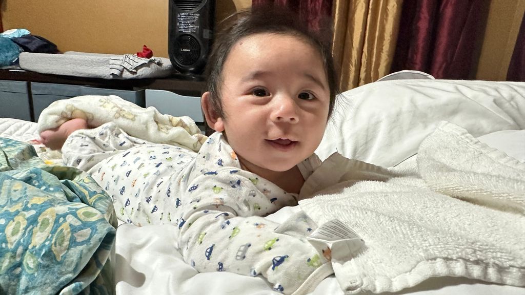 Amerikaanse baby gezond geboren na extreem zeldzame zwangerschap