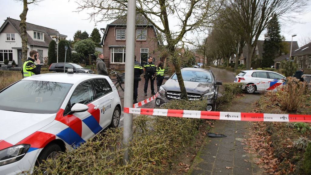 Auto geramd bij politieachtervolging door Bathmen, drie arrestaties