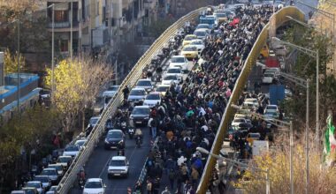 Honderden de straat op in Iran tegen torenhoge inflatie