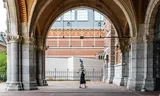 De fietstunnel onder het Rijksmuseum in Amsterdam.