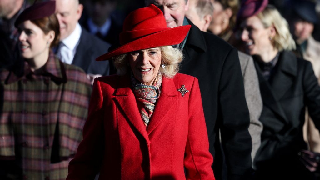 Koningin Camilla bevestigt dat iemand haar probeerde aan te randen als tiener