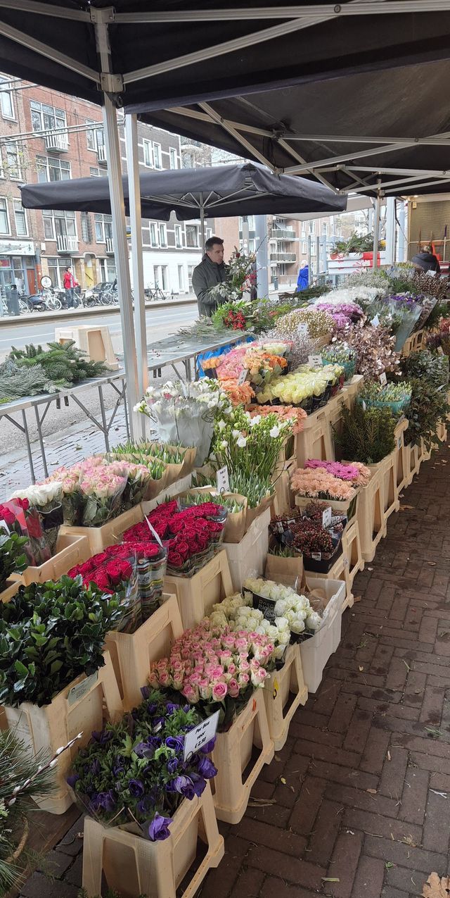 De bloemenkraam van Marco Seelbach.