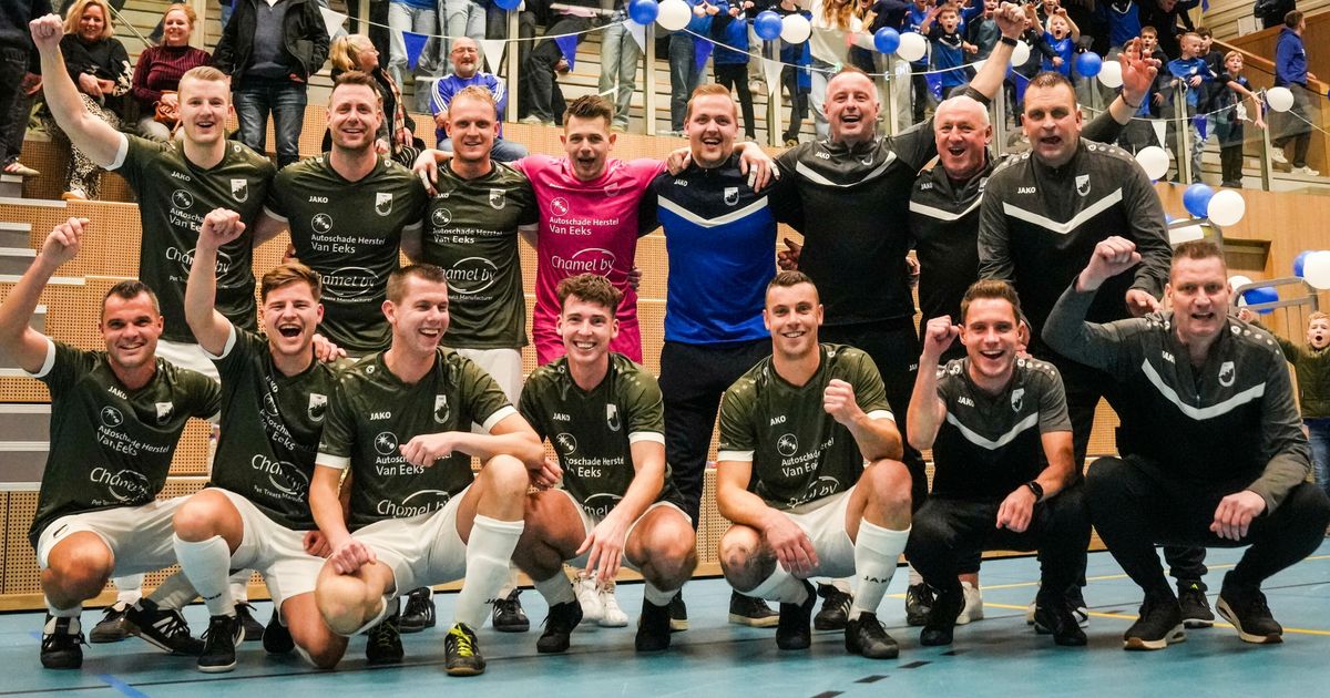 Dit is de poule-indeling van de halve finale van het Protos Weering Zaalvoetbaltoernooi - RTV Drenthe