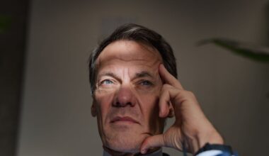 Tijs van den Brink: ‘Ik probeer de stropdas op maandag en vrijdag nog te vermijden’