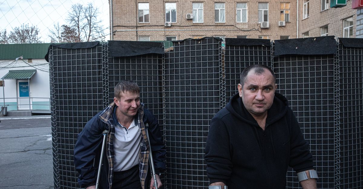 ‘Natuurlijk ben ik bang als ik ze hoor. Alleen domoren zijn niet bang.’ Hoe drones niet meer weg te denken zijn uit de oorlog in Oekraïne