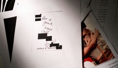 Hoe wordt er in de VS gereageerd op de zwartgelakte Epstein-files?