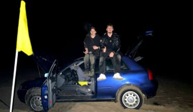 112-nieuws | Duitse toeristen weggesleept van strand - Omroep West