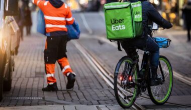 Arbeidsinspectie is klaar met Uber Eats en wil het bezorgplatform een maand sluiten in de regio Amsterdam