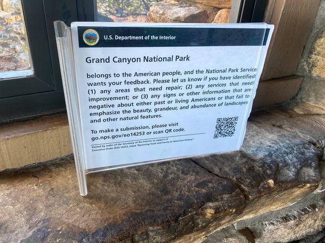 Bord in een bezoekerscentrum van de Grand Canyon.