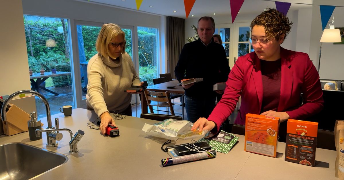 Als bij -10 graden de stroom uitvalt, kruipt deze buurt bij elkaar - RTV Utrecht