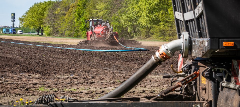 Veehouder betaalt belangrijk deel van inkomen akkerbouwer