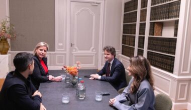 Jetten en Bontenbal vragen VVD 'desastreus' mestbeleid Wiersma te stoppen