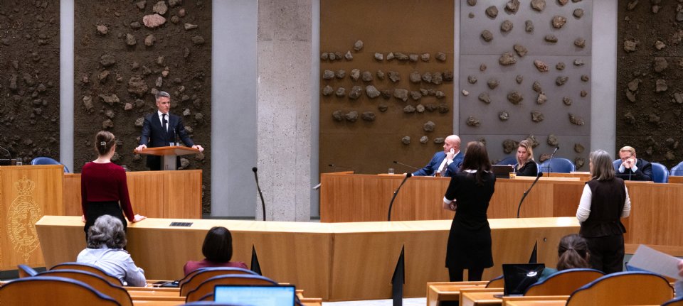 Tweede Kamer stuurt aan op pauze in aanpassing mestbeleid