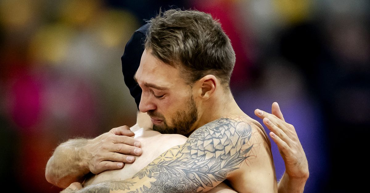 Geen enkele schaatser is blij na de 1.000 meter — óók de nipte nummer drie Kjeld Nuis niet