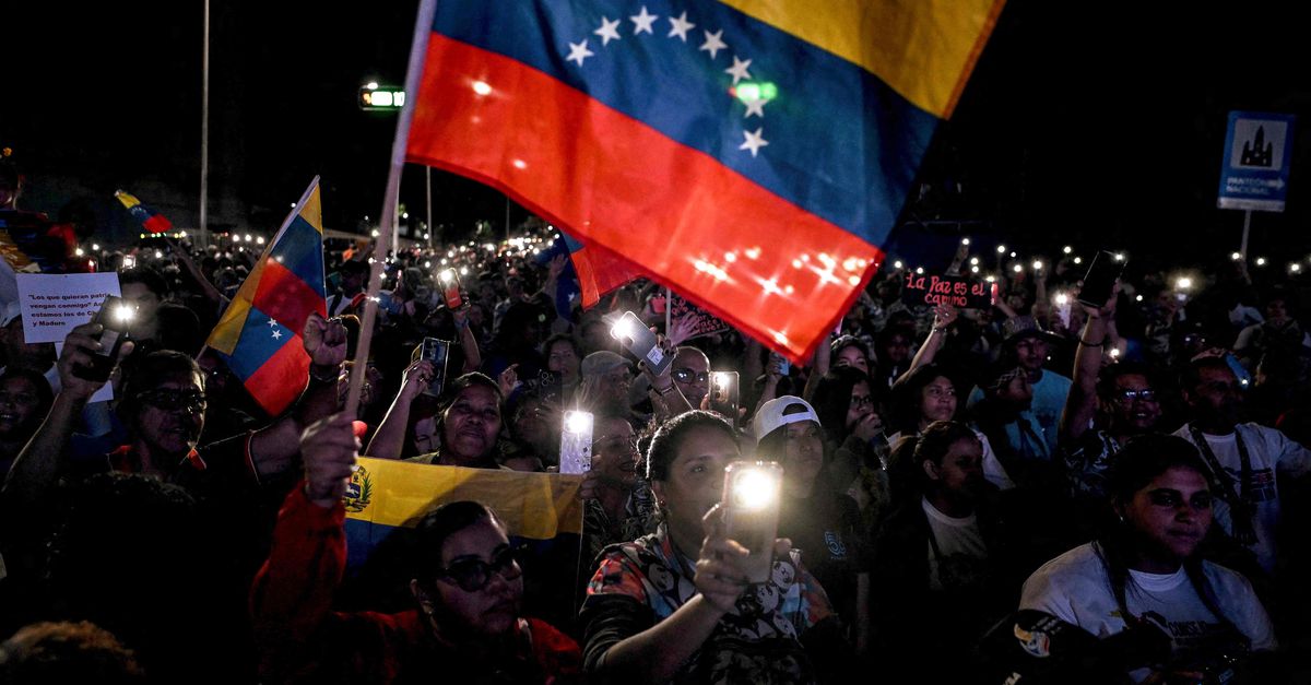 Trump zegt voor het eerst ‘drugsfaciliteit’ op land te hebben aangevallen in Venezuela