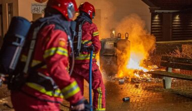 112-nieuws: Brandweer druk met blussen van buitenbrandjes