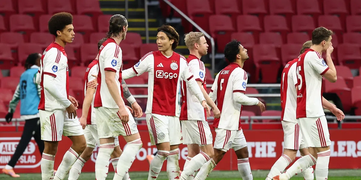 Nederlandse kranten over Ajax - FC Groningen