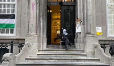 Opnieuw universiteitsgebouw bezet, 20 demonstranten binnen - RTV Utrecht