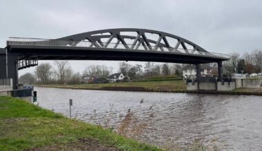Inwoners Noordhorn balen van gestremde brug: 'Het overdonderde ons allemaal'