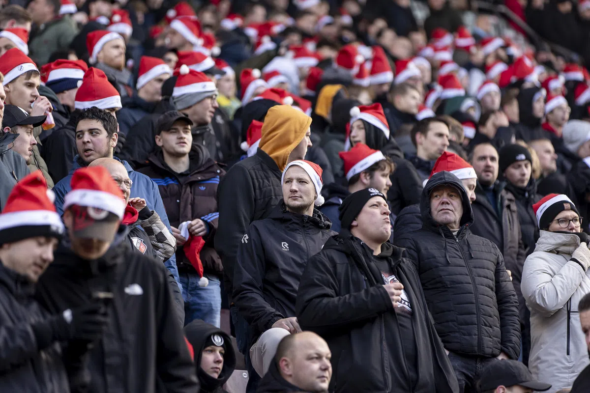 Welke voetbalcompetities gaan door met kerst?