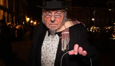 ‘Mijn moeder zegt dat ik zo goed nep kan huilen’: acteurs stelen de show bij Dickens in Daam