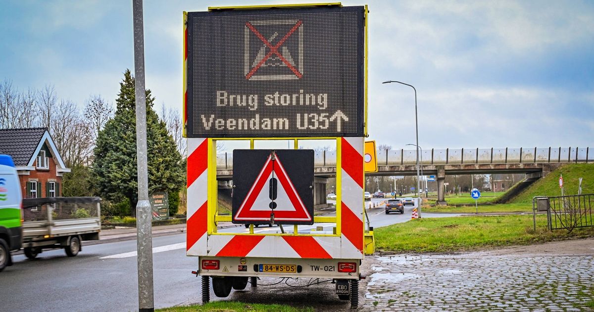 112-nieuws: Storing Eelwerderbrug duurt voort • Twee aanhoudingen voor drugshandel in Groningen