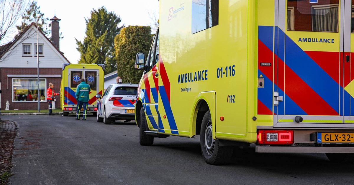 112-nieuws: Voetganger ernstig gewond bij aanrijding in Winschoten • Auto raakt van de weg bij Loppersum - RTV Noord