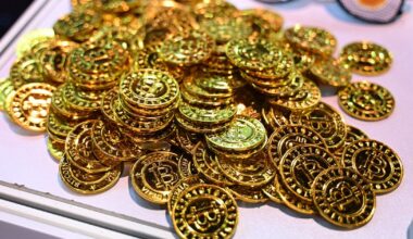 Politie Oost-Nederland informeert driehonderd slachtoffers van beleggingsfraude - RTV Oost