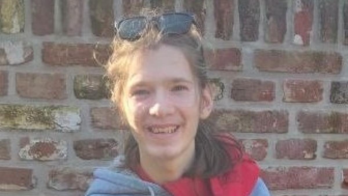 Politie vraagt aandacht voor urgente vermissing van Milan (16)