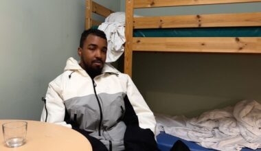 Arbeidsmigrant Kevin werkt full time in een distributiecentrum, toch werd hij dakloos