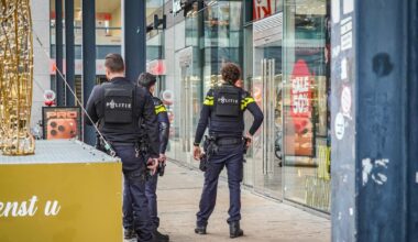 Aangehouden man in Emmen had alarmpistool bij zich: 'Niet van echt te onderscheiden'