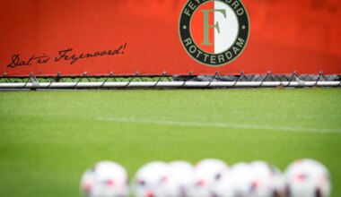 Feyenoord schorst supportersbegeleider na verdenking vuurwerkaanval
