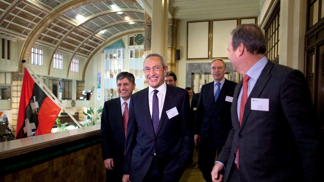 Aandeelhouders OCI roepen bestuur op het matje over overname door Orascom - Het Financieele Dagblad