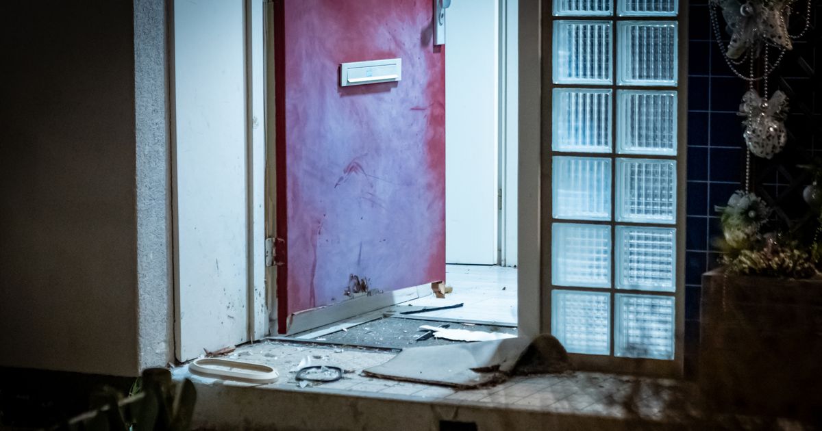 Explosie zorgt voor schade bij woning in Rotterdam-Bloemhof - Rijnmond