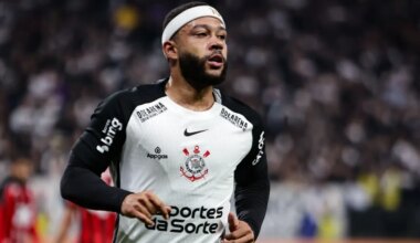 Memphis krijgt steun van oud-voetballer Kieft