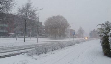 Winterse buien in aantocht, hierdoor blijft de sneeuw liggen of juist niet