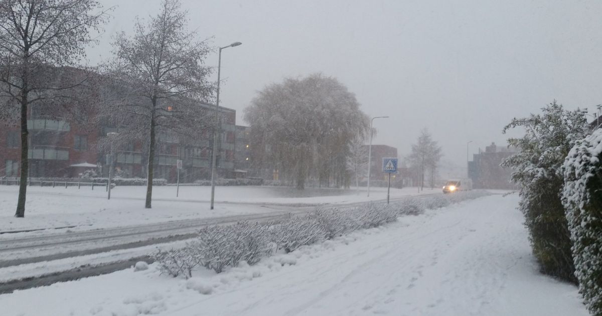Winterse buien in aantocht, hierdoor blijft de sneeuw liggen of juist niet