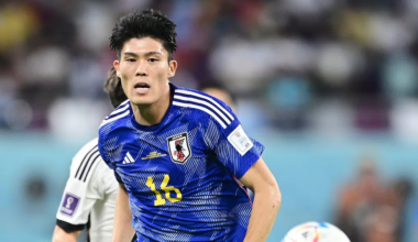 Fabrizio Romano bevestigt groot Ajax-nieuws: 'Deal is in afrondende fase'