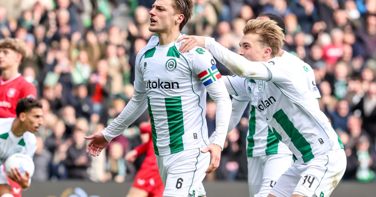 'Ajax wil werk maken van Stije Resink': "Een…