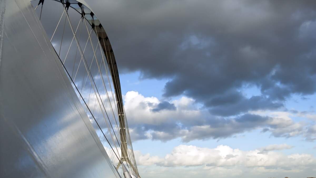 Wolkenvelden boven Nijmegen.