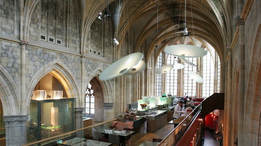 '5 tot 7 mensen in de kerk niet houdbaar'