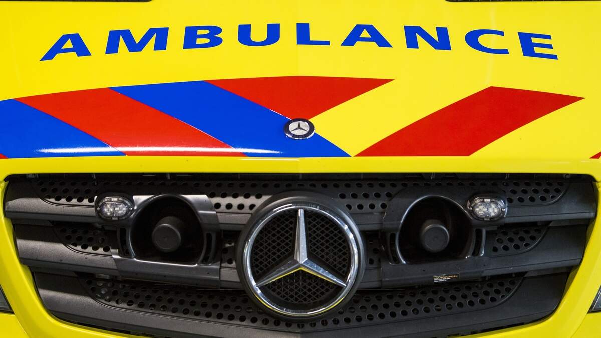 Op de N59 is een persoon omgekomen.