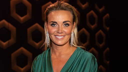 Monique Westenberg viert verjaardag met kerstchallenge samen met André Hazes jr.