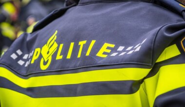 Minderjarige beroofd van telefoon: agressieve verdachte verzet zich bij aanhouding